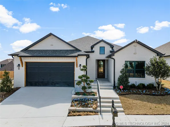 914 W 86th St S, Tulsa, OK 74132