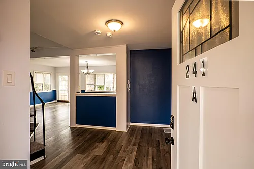 241 Victoria St #A Photo 1