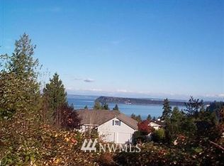 204 Adventurer Ln, Pt Ludlow, WA