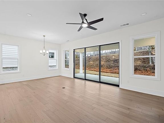 7th image of this home