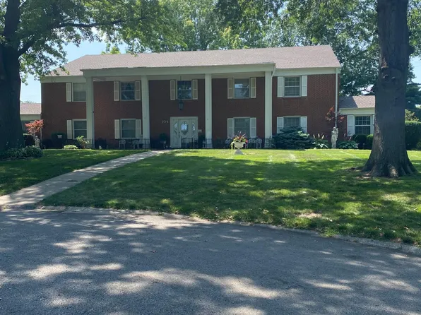 104 Winston Pl APT D, Saint Joseph, MO 64506