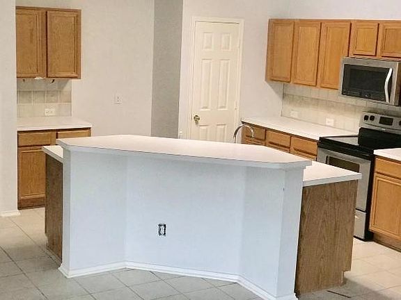 3rd image of 7064 Saint Augustine Dr