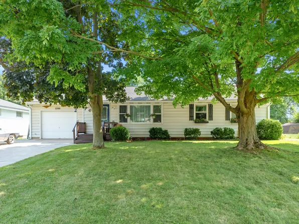 5590 Elaine Ave, Kalamazoo, MI 49048