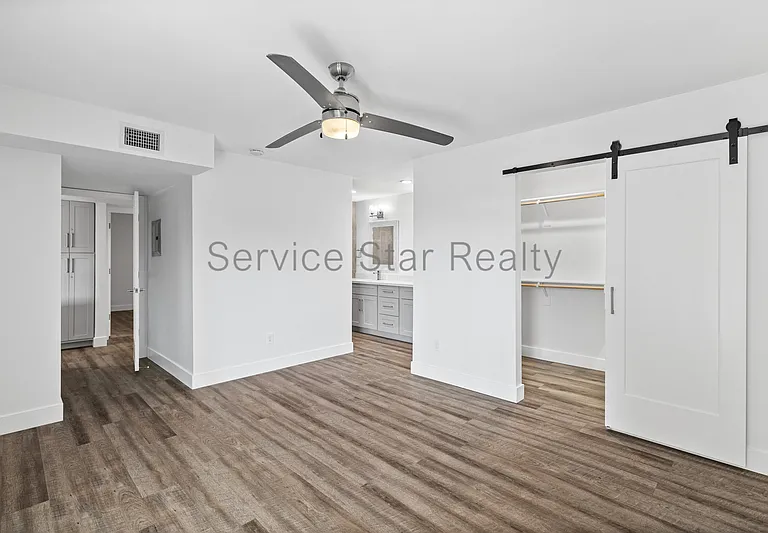 4950 N Miller Rd #104 — Photo 11