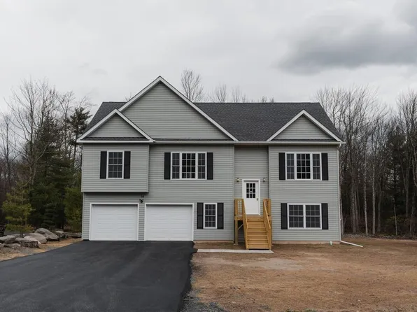 16 Picadilly Circle, Rock Hill, NY 12775