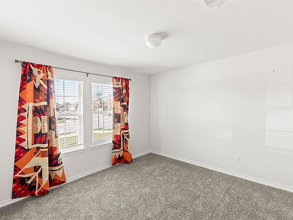 5th image of 716 Rawhide Way