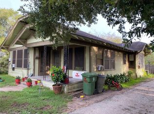1512 Ursuline Ave, Bryan, TX 77803