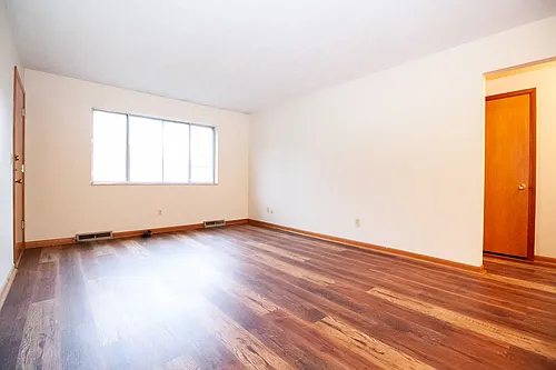 2962 Carskaddon Ave #1 — Photo 3