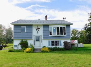 18 Melody Ln, Bradford, ME 04410