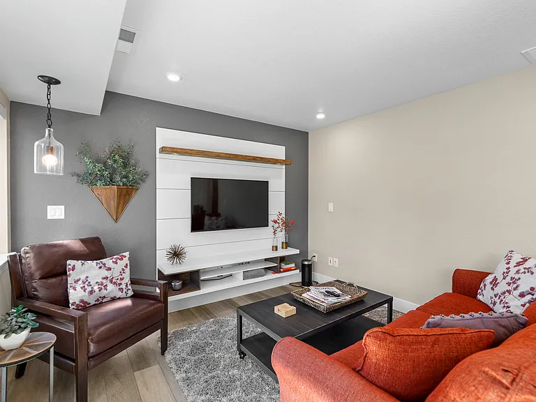 3175 Hamal Cir — Photo 54