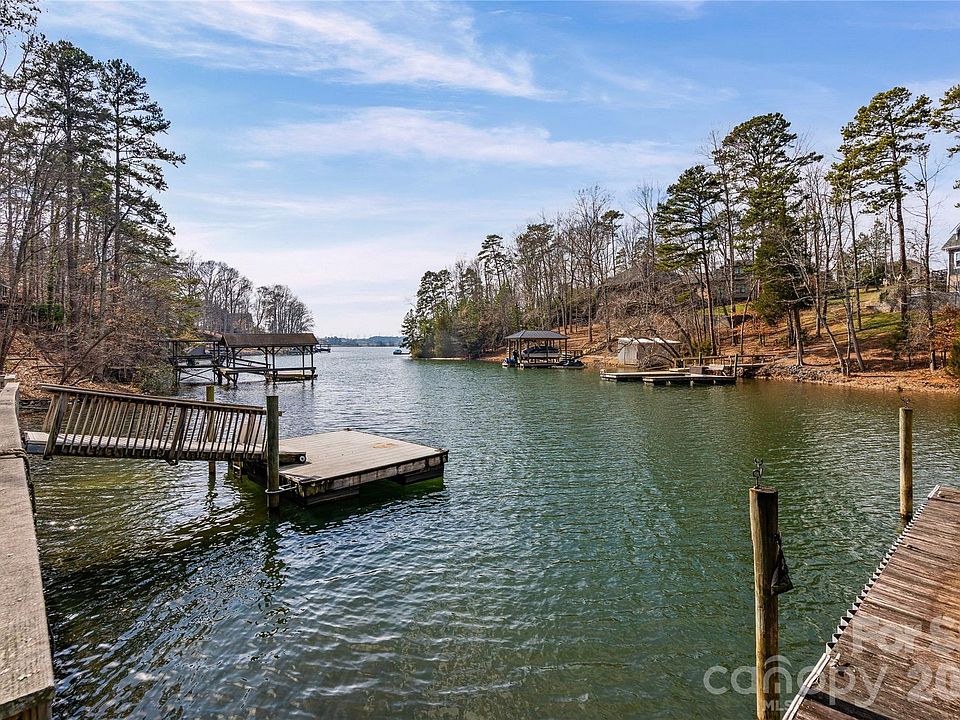 1st image of 16631 Harbor View Rd