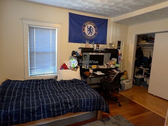 5th image of 288 Boston Ave #3A