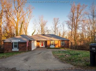 823 Sherwood Rd, Charleston, WV 25314