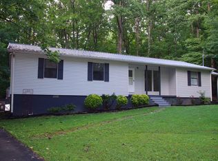 132 Sherwood Forest Rd, Livingston, TN 38570