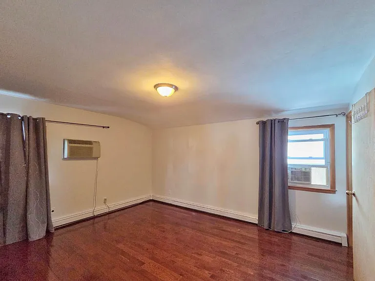 465 Riga St #2 — Photo 8