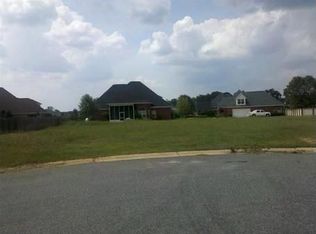 205 Bergermont Ct, Warner Robins, GA 31088