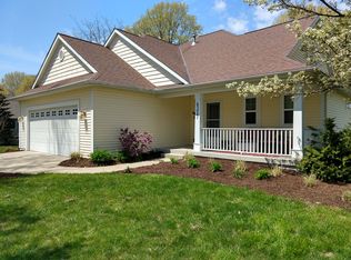 4357 N Lakeshore Dr, Holland, MI 49424