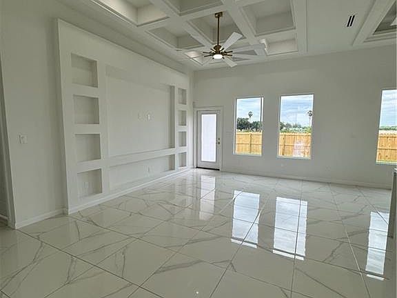 2nd image of 1101 E Costa Del Sol Ave
