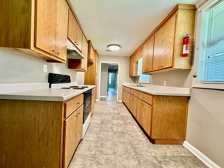 1005 Ridgewood Dr — Photo 25