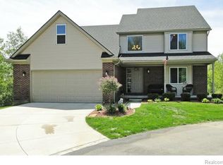 3431 Silver Stone Dr #1, Milford, MI