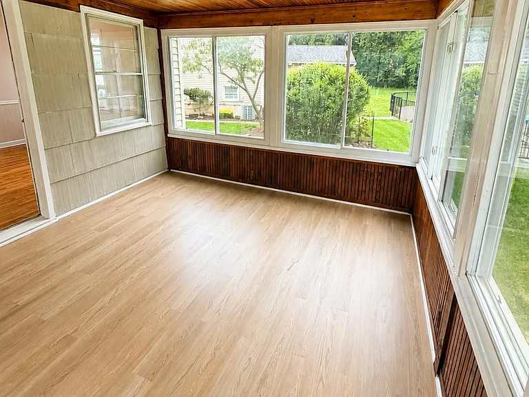 22 Springbrook Rd — Photo 39