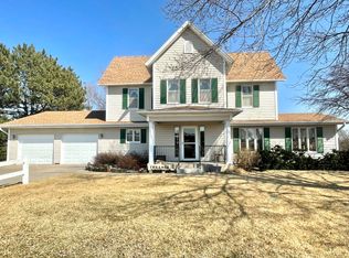 701 S Liberty St, Blue Hill, NE 68930
