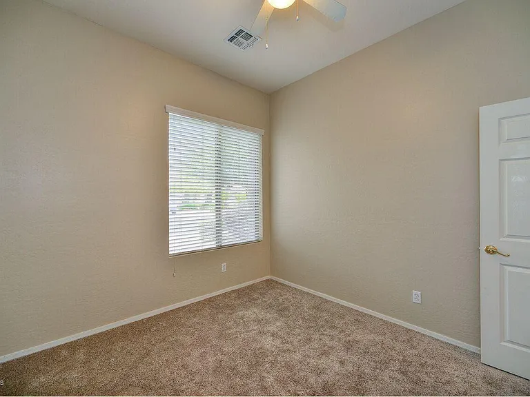 26237 N 74th Ln — Photo 18