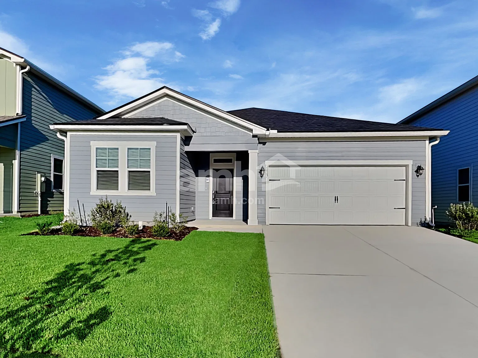 3 bed, 2.0 bath, 1700 sqft, $2,200 — Photo 1