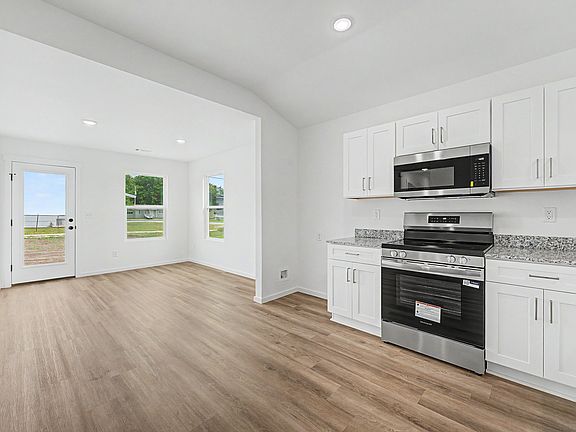 5th image of 1407 Wisconsin Ave