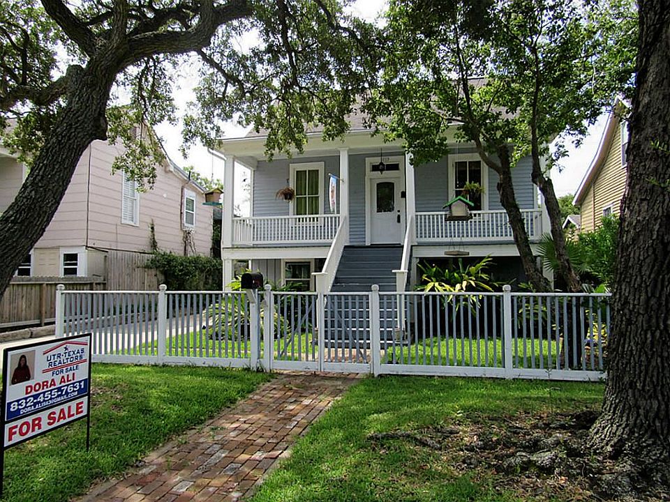 1st image of 1813 Avenue N 1/2