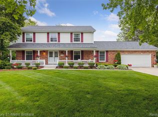 5175 Candlewood Dr, Grand Blanc, MI
