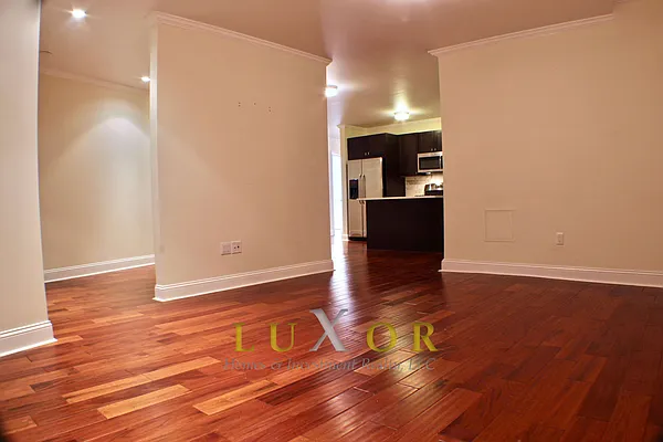 Rented by Luxor Homes & Investment Realty | media 33