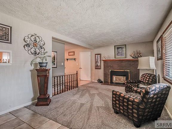 4th image of 1120 Terry Dr