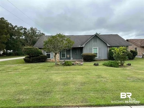 1054 N Pine St, Loxley, AL 36551