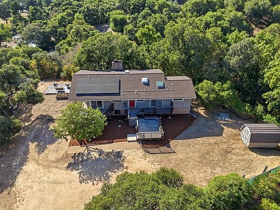 2nd image of 18 Middle Canyon Way #B