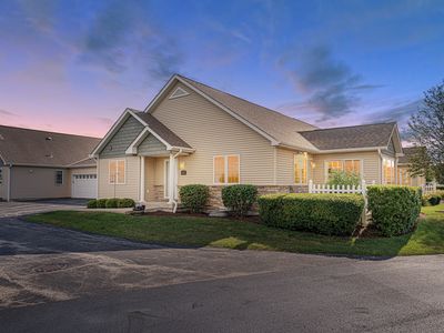 2182 Waterbury Ln E #2182, Sycamore, IL, 60178