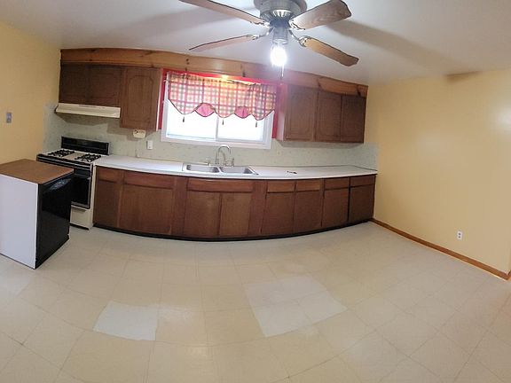 3rd image of 12 Marie Ave #2