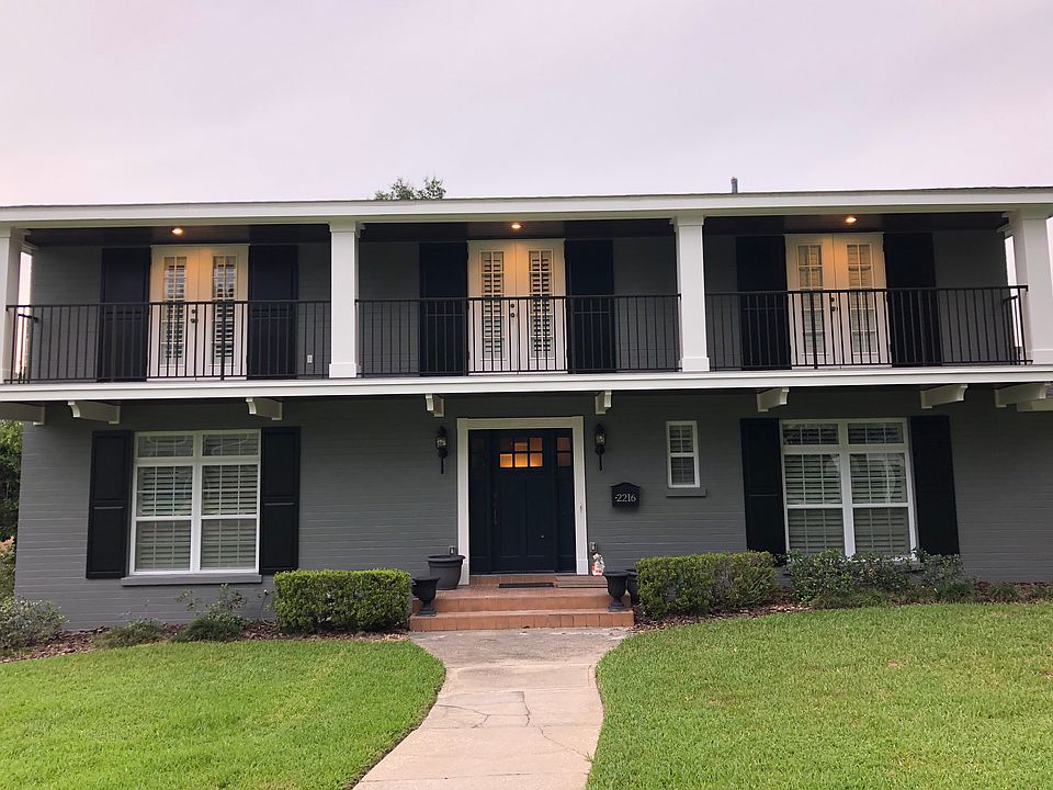 1st image of 2216 Hawthorne Trl