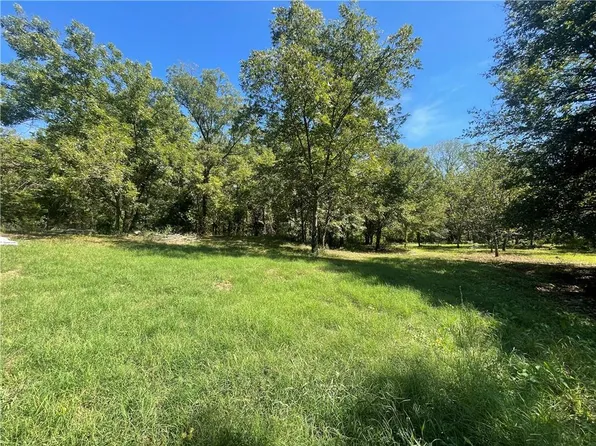 0 N 2nd St, Chetopa, KS 67336