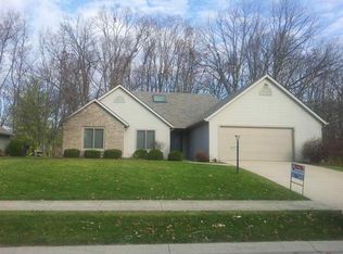 8704 Sandpiper Ct, Fort Wayne, IN