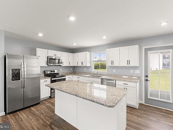 5th image of 498 Switchgrass Ct
