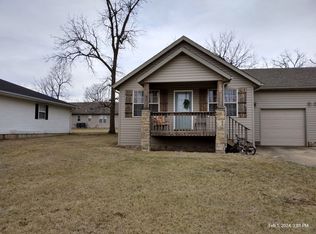 514 Madeleine Ct, Mountain Grove, MO 65711