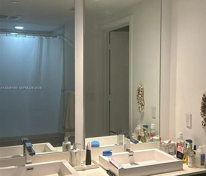 45 SW 9th St #1409 — Photo 7