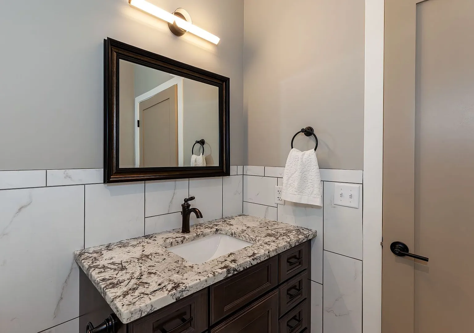 Isaac Executive Suites — Photo 3