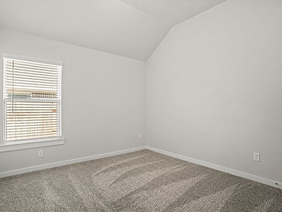 5th image of 108 Dina Ln