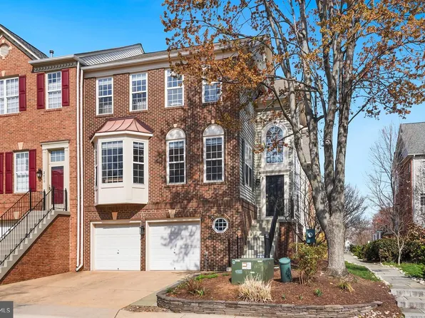2412 Gretter Pl, Alexandria, VA 22311