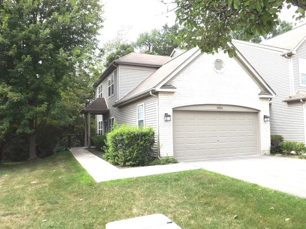 2826 Cobblestone Dr #3A, Crystal Lake, IL 60012