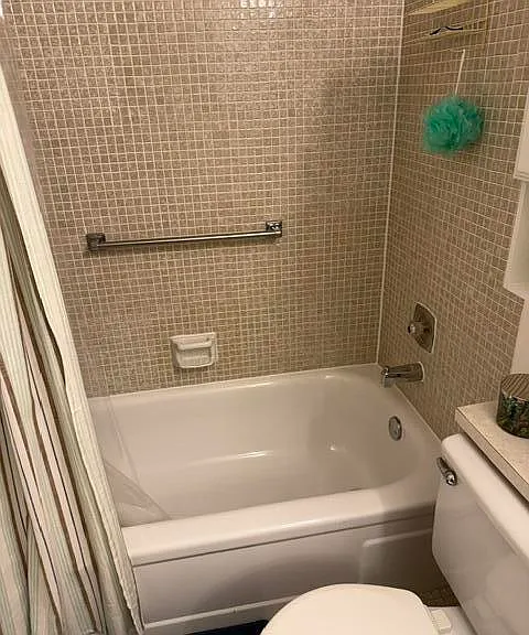 58 Tilford #C — Photo 16