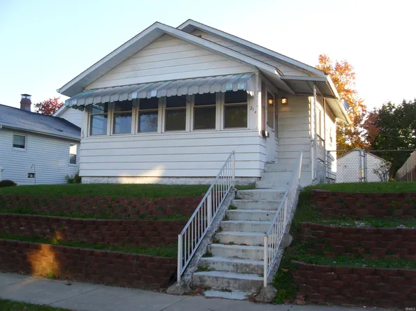 214 N Middleboro Ave, Mishawaka, IN 46544