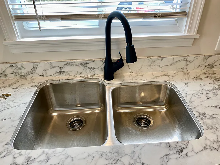 26 Clinton St #1 — Photo 9